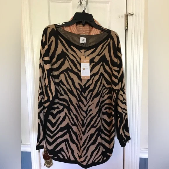 Cabi Dani Pullover Size M NWT - Picture 7 of 8